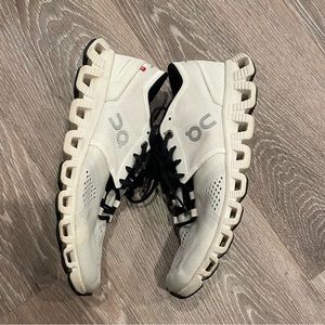 OnRunning Running/workout shoes